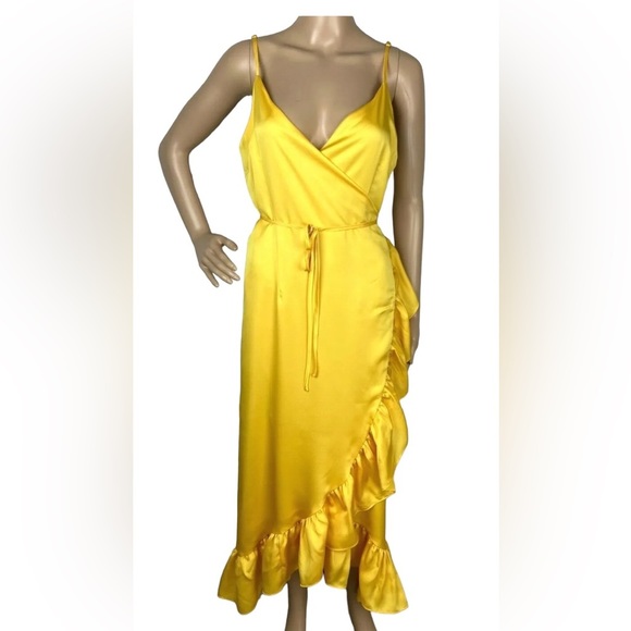 StyleKeepers the Treasured Wrap Midi dress - Picture 1 of 4